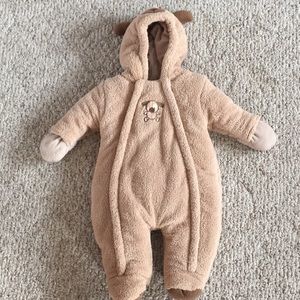 3-6 month baby snowsuit